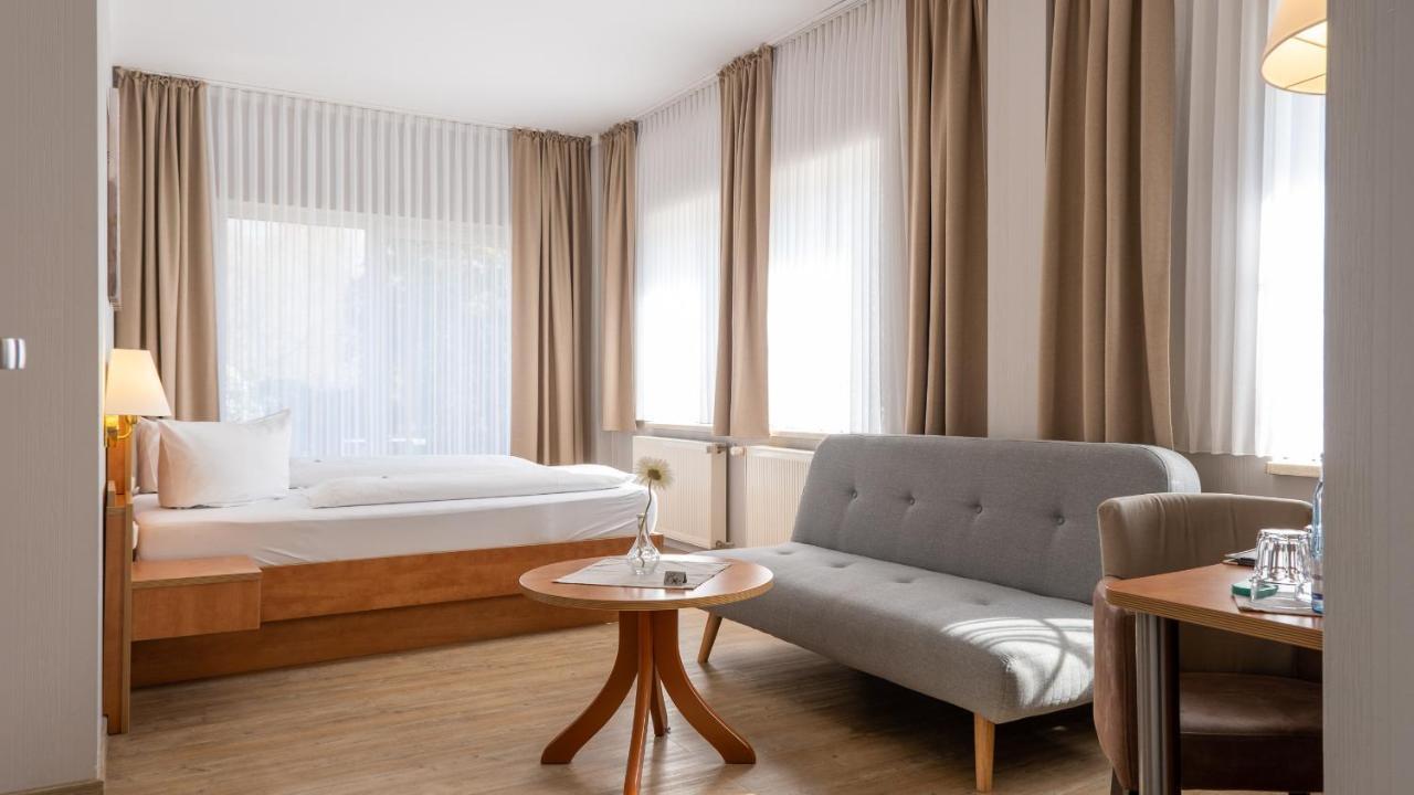 Hotel Am Uenglinger Tor シュテンダール エクステリア 写真