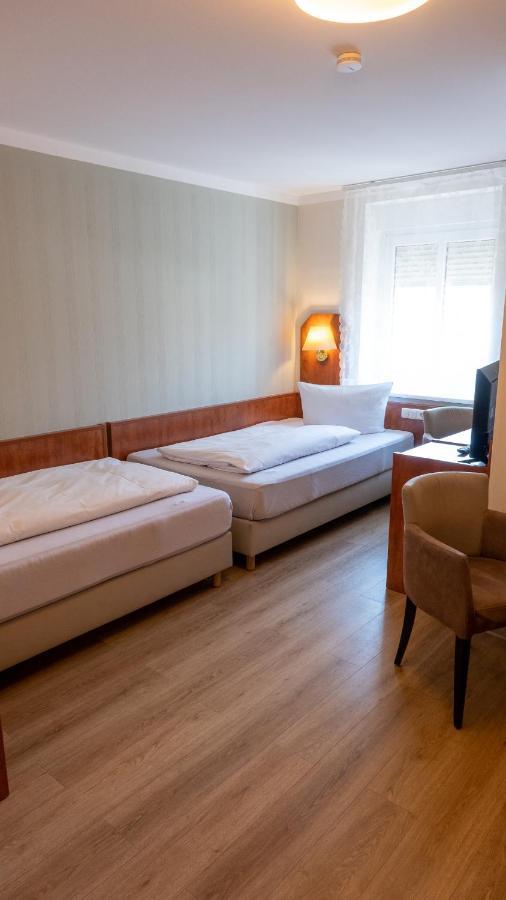 Hotel Am Uenglinger Tor シュテンダール エクステリア 写真
